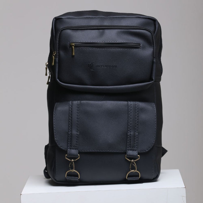 Mochila Masculina em Couro Sintético Preto com Zíper Dourado - Elegante e Resistente