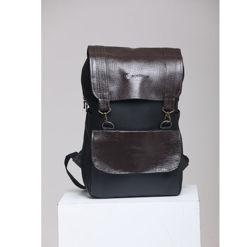 Mochila Masculina em Couro Sintético Preto e Marrom - Elegante e Funcional