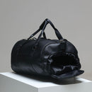 Mala de Viagem em Couro Sintético Marrom com Zíperes Metálicos - Resistente e Estilosa