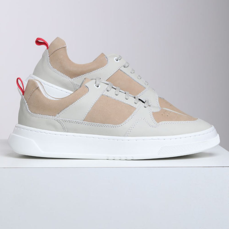 Tênis Casual Masculino RC Bege e Off White – Estilo Moderno, Conforto e Solado Branco