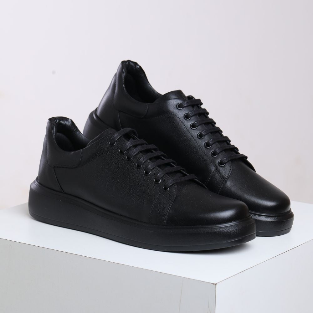 Sneaker Casual Masculino RC Preto – Estilo Versátil, Conforto e Design Moderno