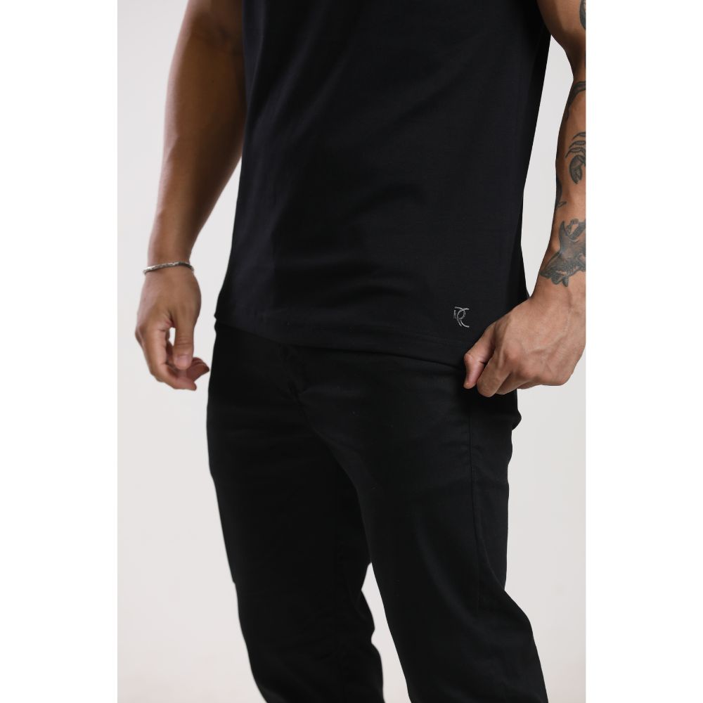 Camiseta Gola Média Masculina em Suedine - Estilo e Conforto