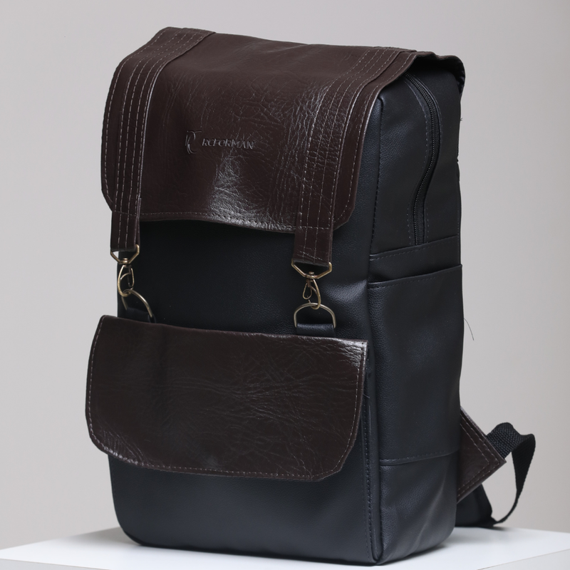 Mochila Masculina em Couro Sintético Preto e Marrom - Elegante e Funcional