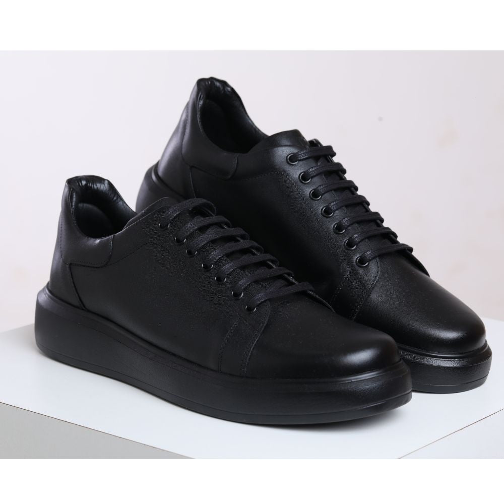 Sneaker Casual Masculino RC Preto – Estilo Versátil, Conforto e Design Moderno