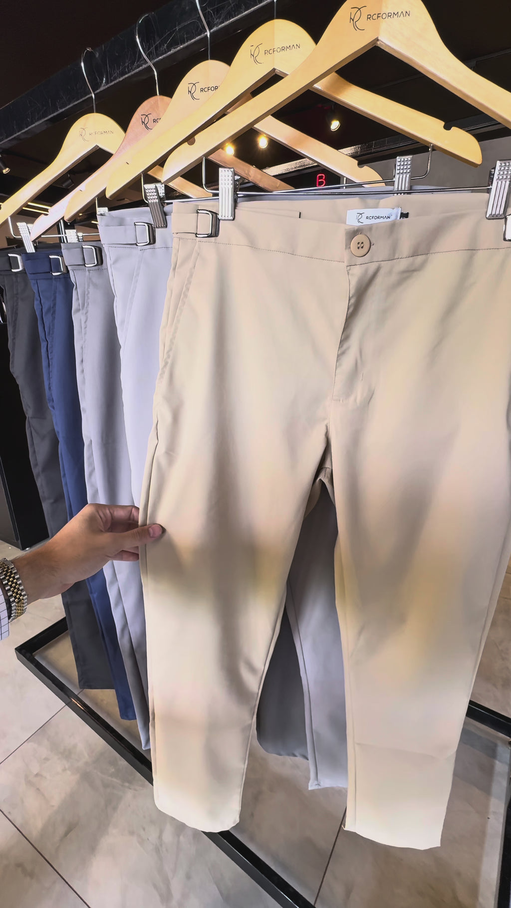 Calça Alfaiataria Masculina Regulagem na Lateral - RCForman